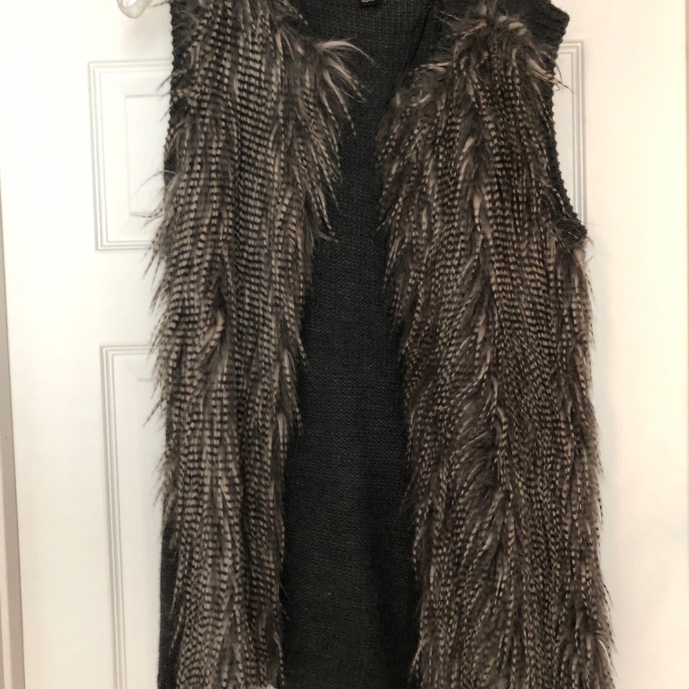 Fur sweater vest